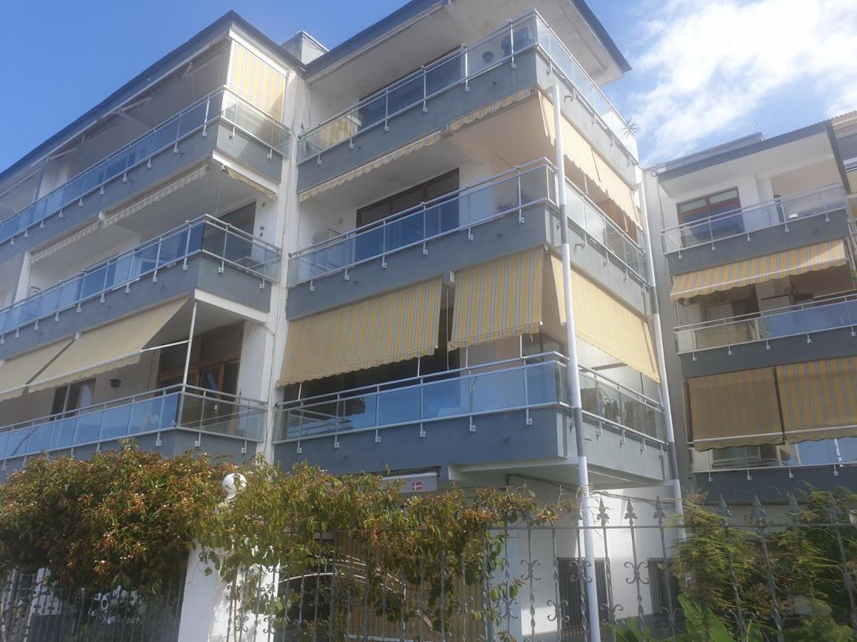 Chitamar Apartment Arona  Bagian luar foto